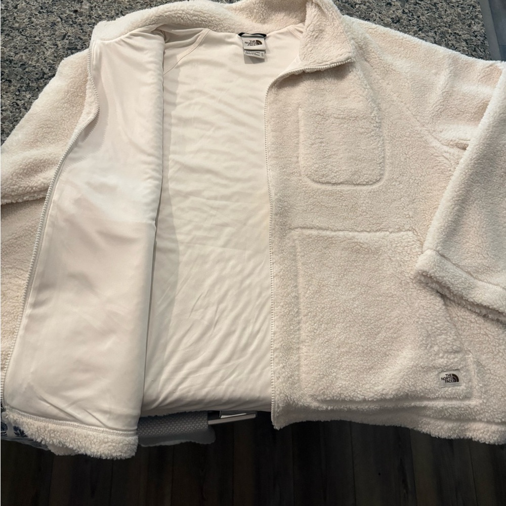 NWOT The North Face Women’s XL Sherpa Jacket - Picture 3 of 7
